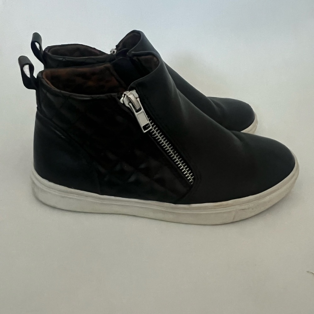 Steve Madden Booties